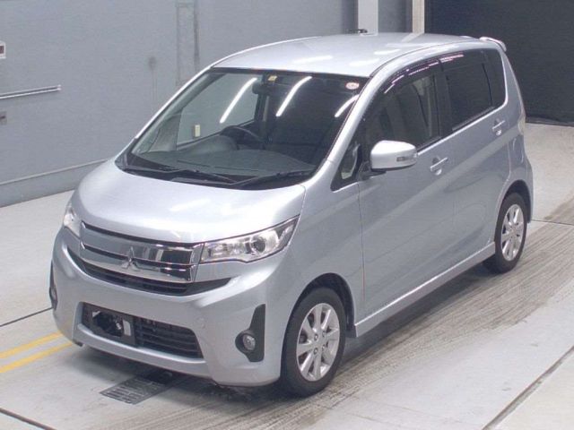 10028 Mitsubishi Ek custom B11W 2013 г. (CAA Gifu)